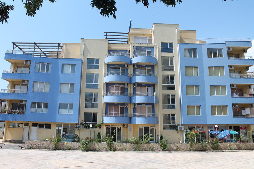 Aqua Blue Apartments Sunny Beach Exterior foto