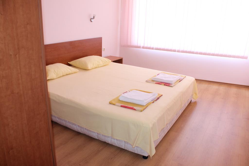 Aqua Blue Apartments Sunny Beach Habitación foto