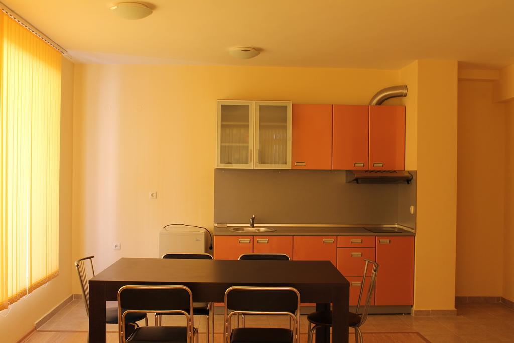 Aqua Blue Apartments Sunny Beach Habitación foto
